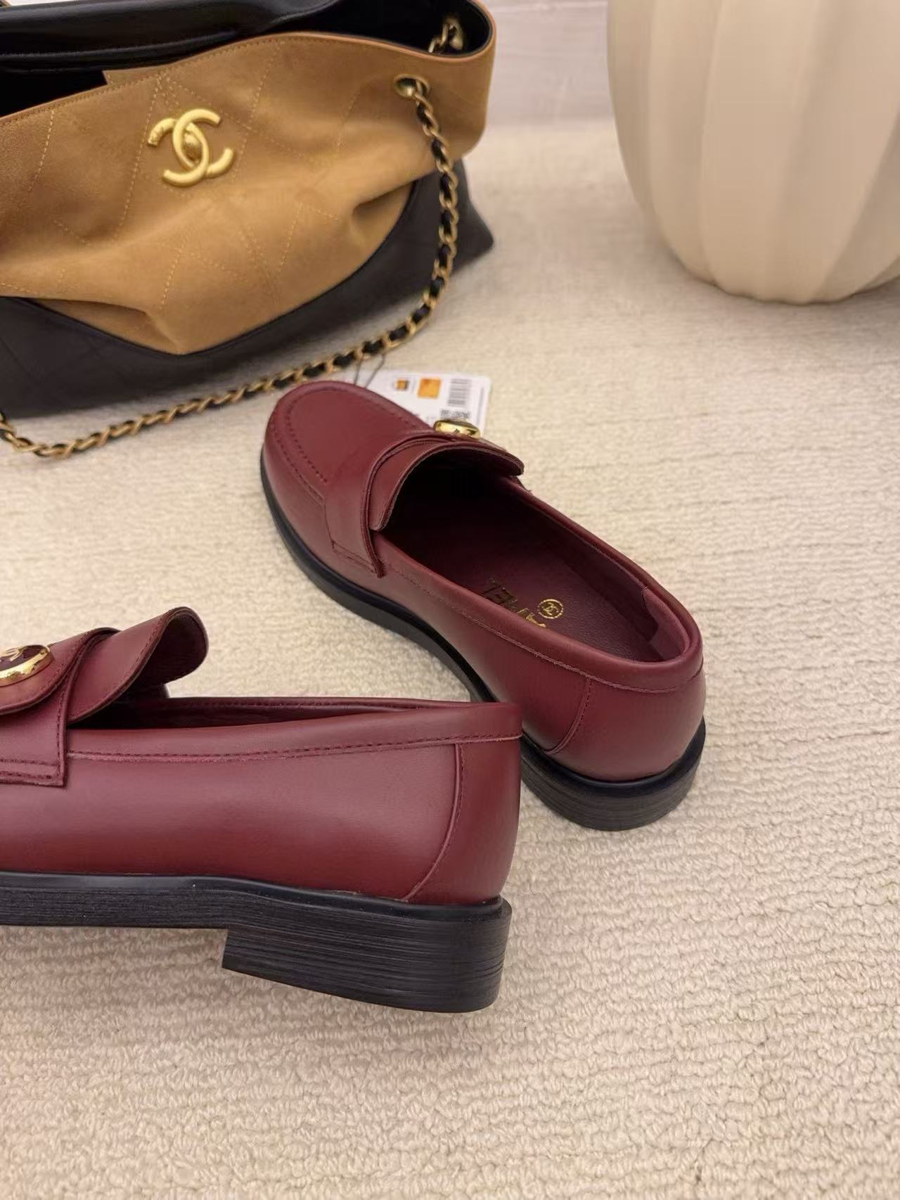 CHANE1 高品質ダブルCレザーフラットシューズ【50％割引+送料無料】