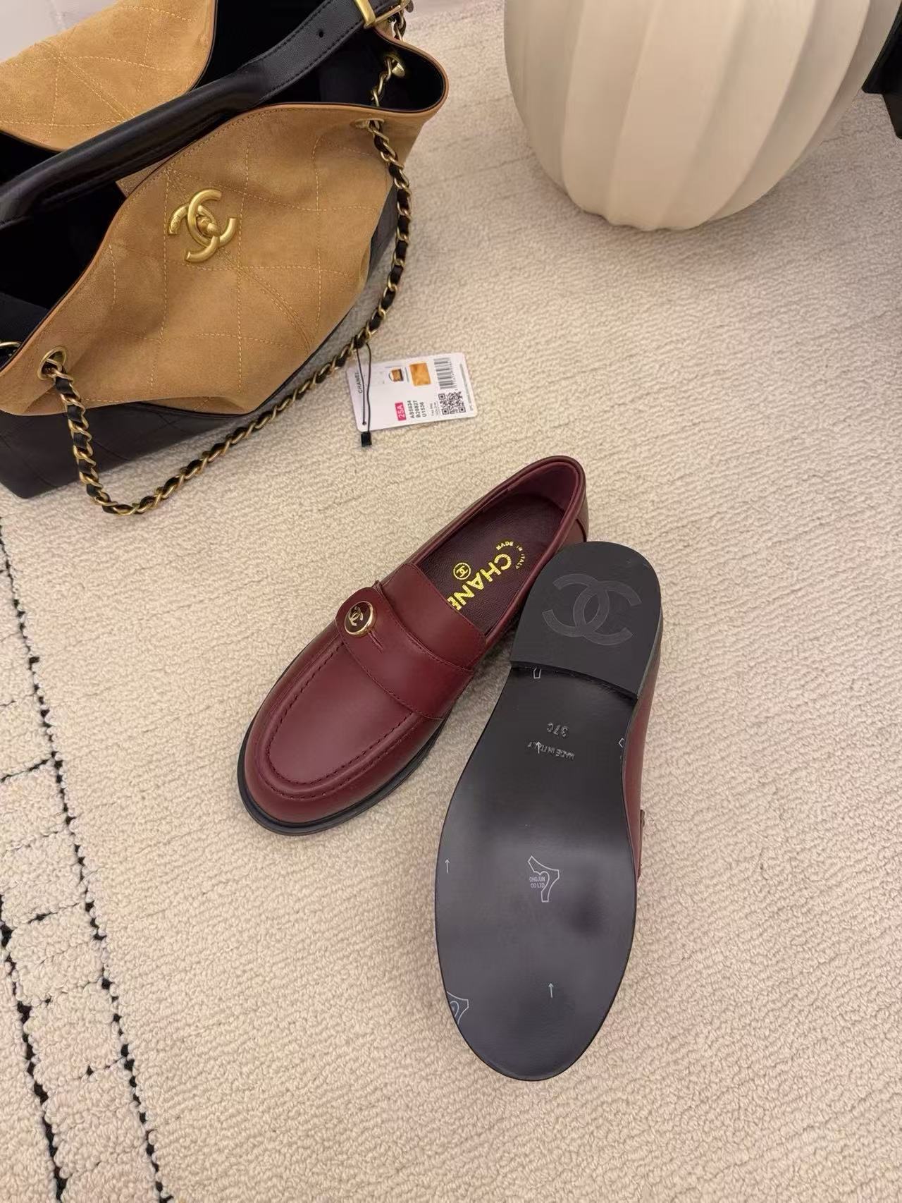 CHANE1 高品質ダブルCレザーフラットシューズ【50％割引+送料無料】