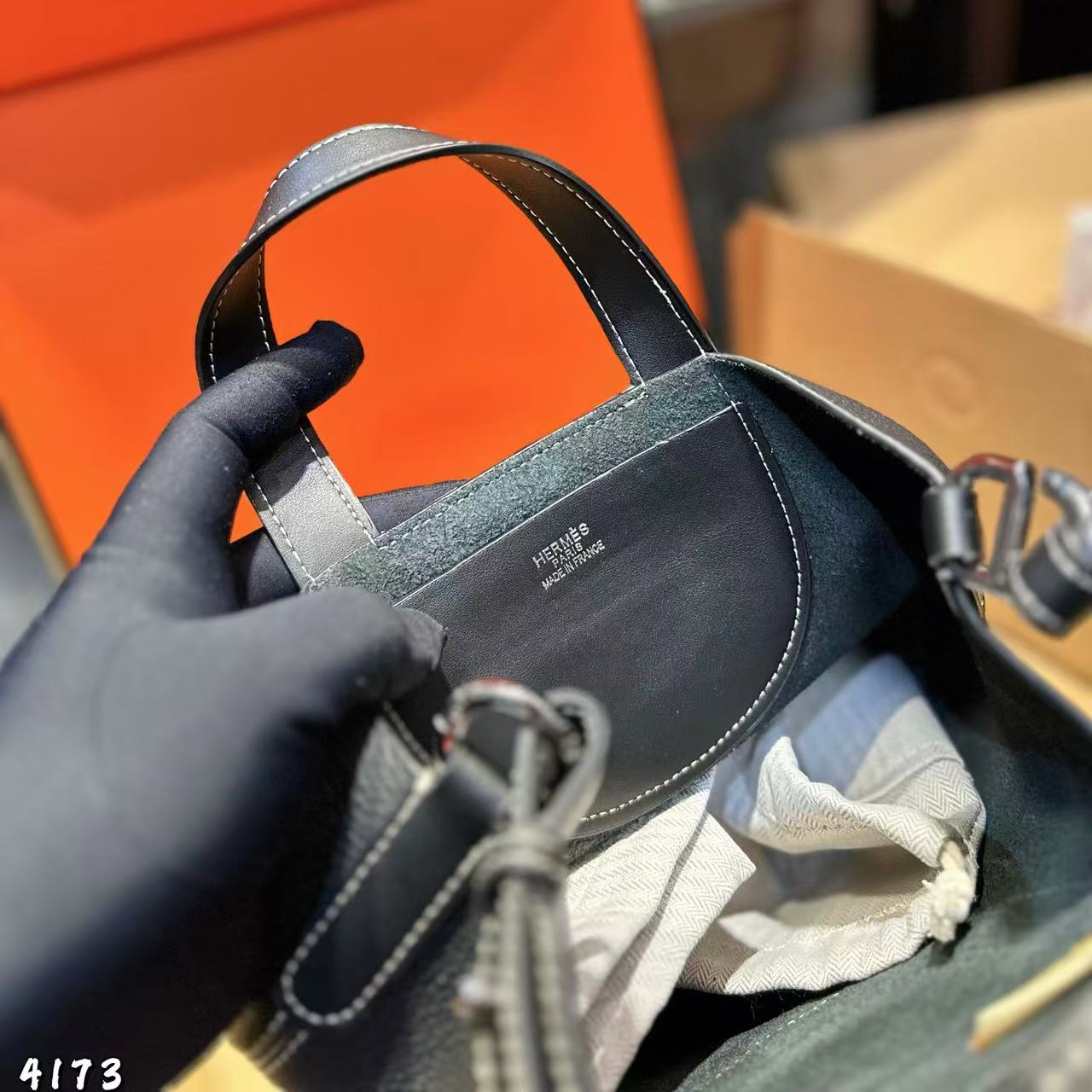 HERME5 ゴールドバックル ピッグノーズ ハンドバッグ【50％割引+送料無料】