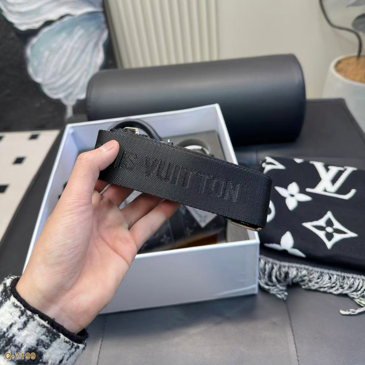 LVミラー＋スカーフ＋バックパックの3点セット【50％割引+送料無料】811