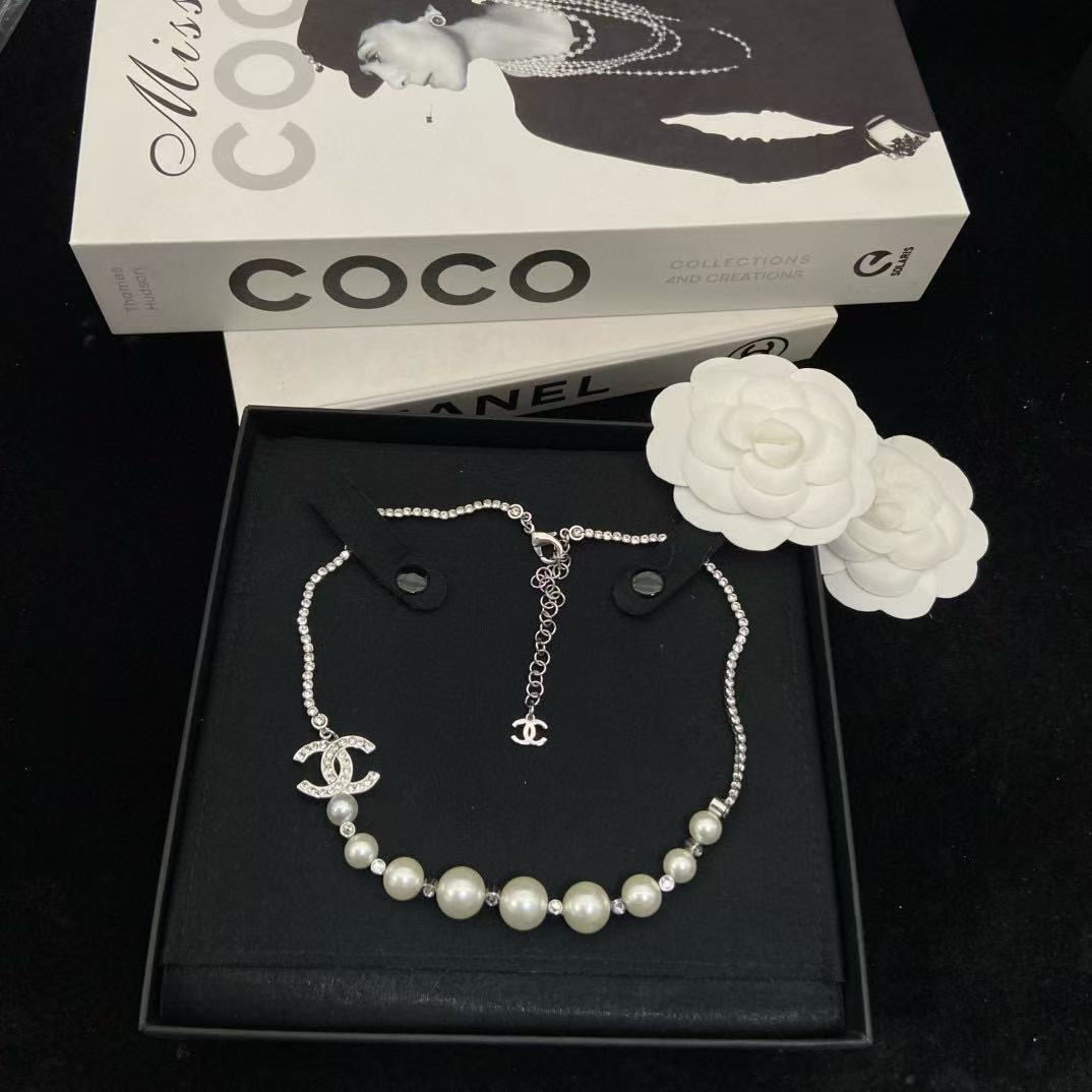 CHANE1 ダブルC ダイヤモンドパールネックレス【50％割引+送料無料】