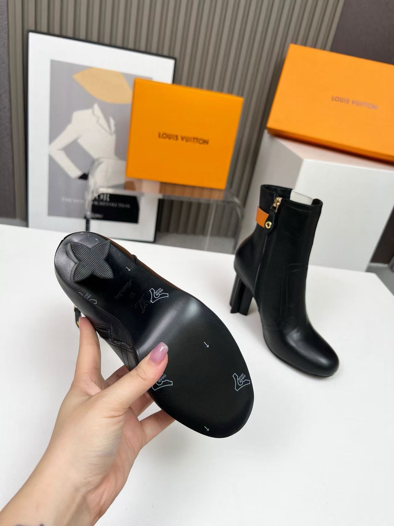 LVの高品質レザーアンクルブーツ/ロングブーツ【50%割引+送料無料】