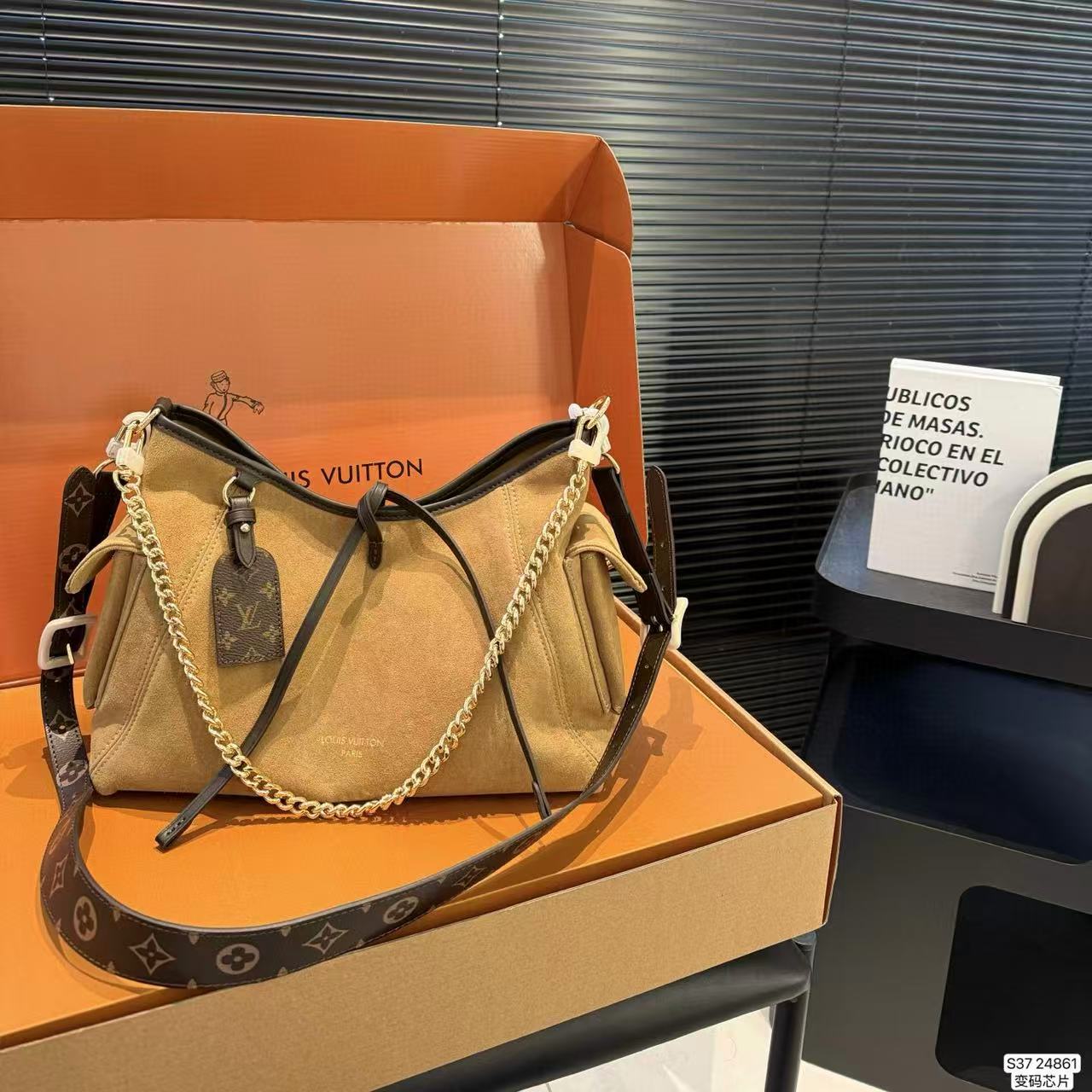 LV Carryallディアスキンチェーンバッグ【50％割引+送料無料】
