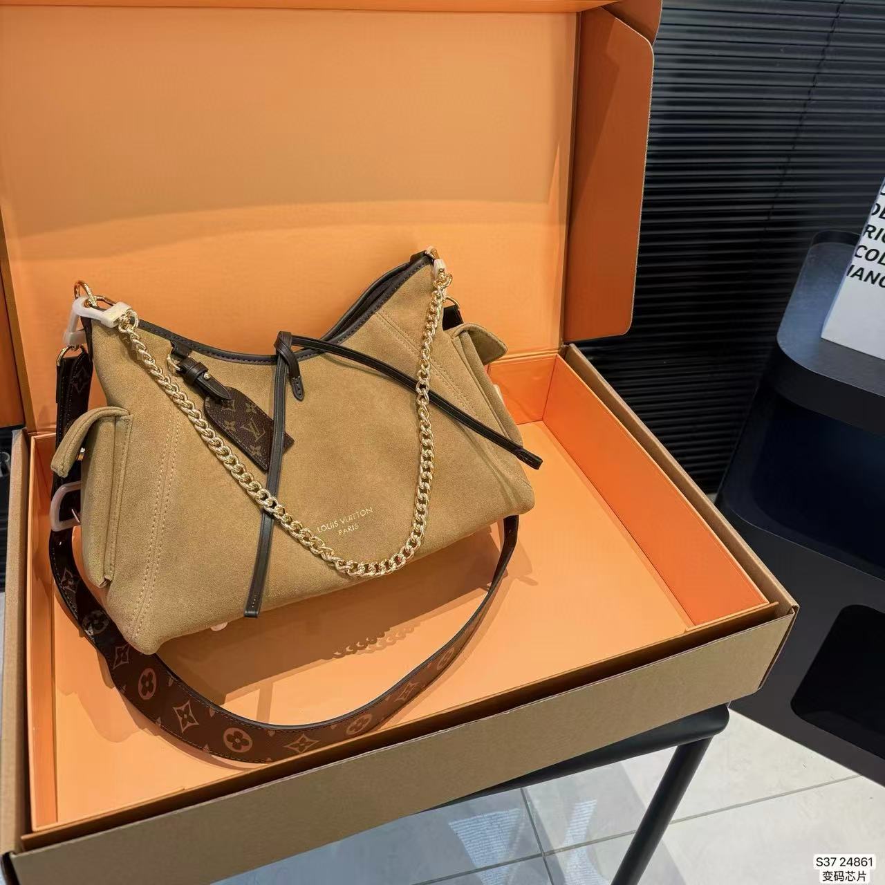 LV Carryallディアスキンチェーンバッグ【50%割引+送料無料】