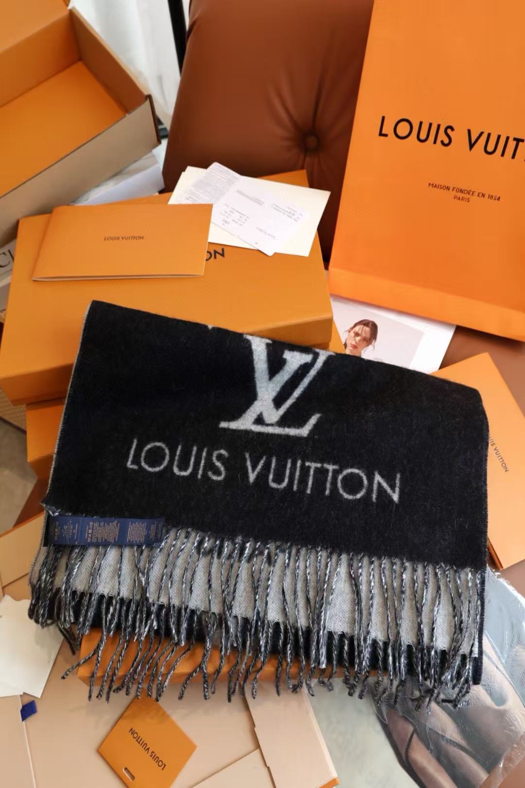 LV 秋冬 プリント タッセル カシミアスカーフ【50％割引+送料無料】