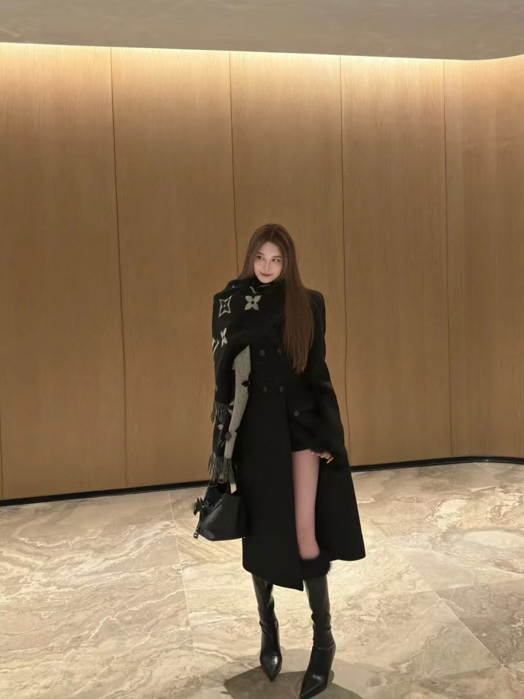 LV 秋冬 プリント タッセル カシミアスカーフ【50％割引+送料無料】