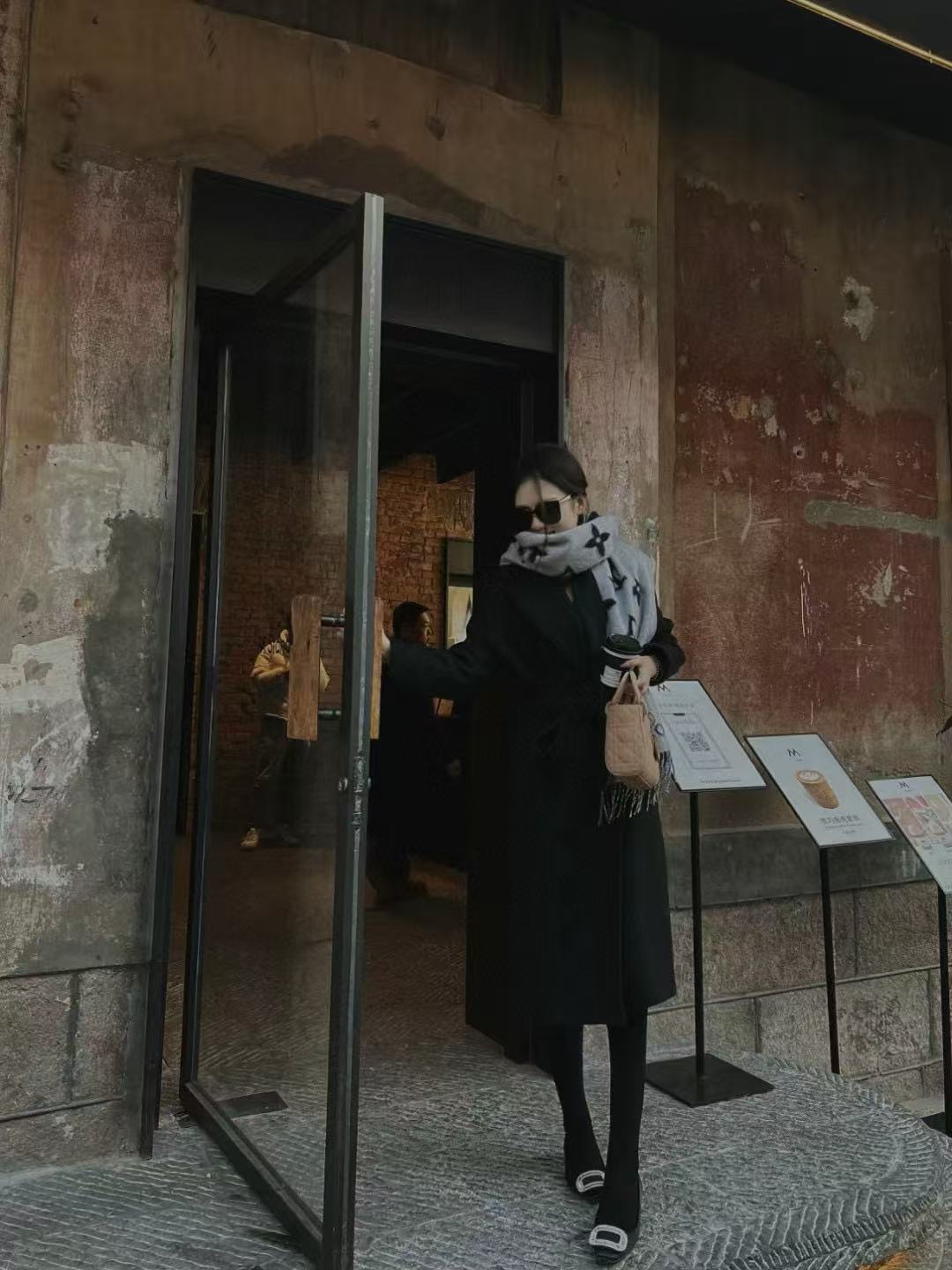 LV 秋冬 プリント タッセル カシミアスカーフ【50％割引+送料無料】