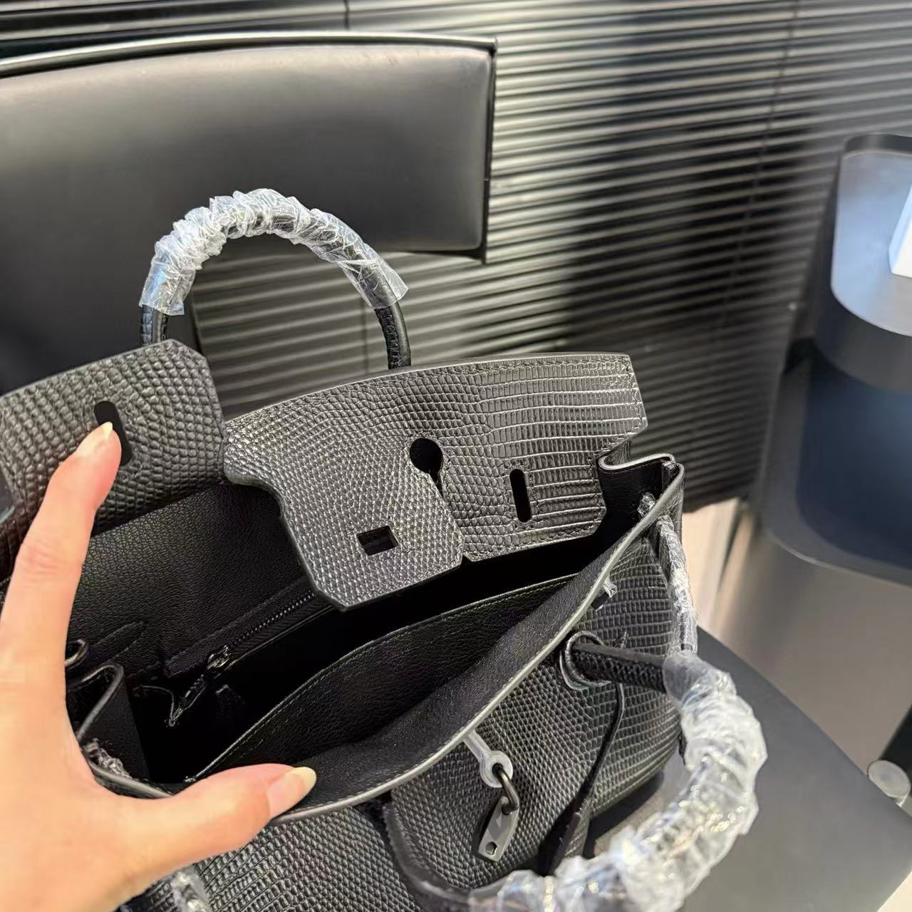 HERME5 高品質クロコダイル型押しハンドバッグ【50%割引+送料無料】