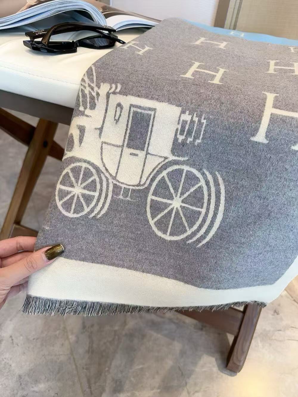 HERME5プリントカシミアスカーフ【50％割引+送料無料】