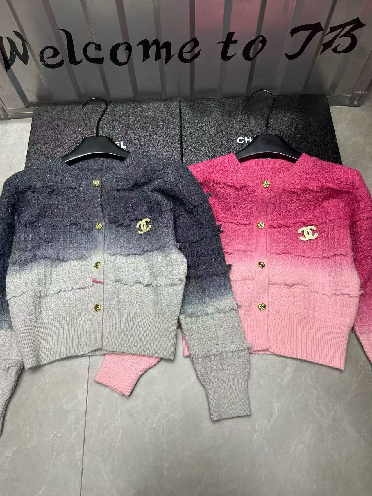 CHANE1 カラーブロック メタリックボタン ウールカーディガン【50％割引+送料無料】