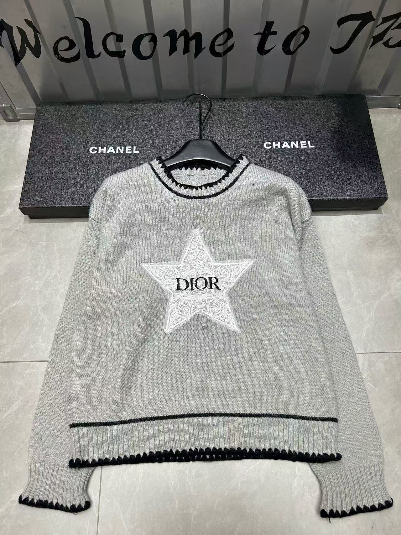 DIOR ファイブポインテッドスターレターセーター【50％割引+送料無料】