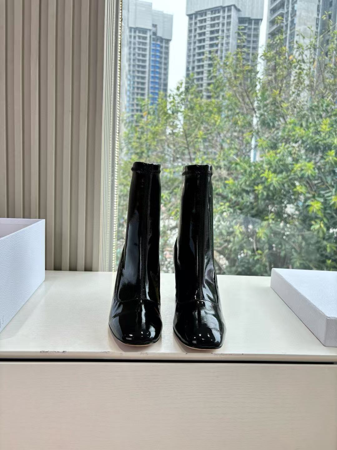 DIOR 高品質ミニマリストパテントレザーハイヒールアンクルブーツ【50%割引+送料無料】