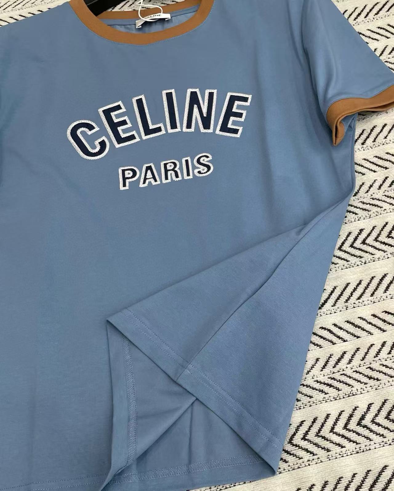 CEL1NE カラーブロック 刺繍 レター Tシャツ【50％割引+送料無料】