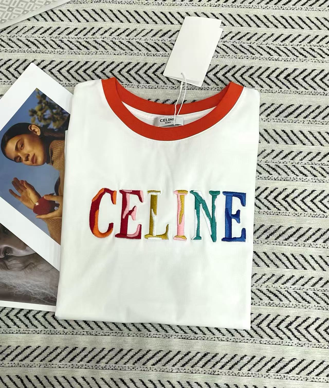 CEL1NE カラーブロック レター Tシャツ【50％割引+送料無料】