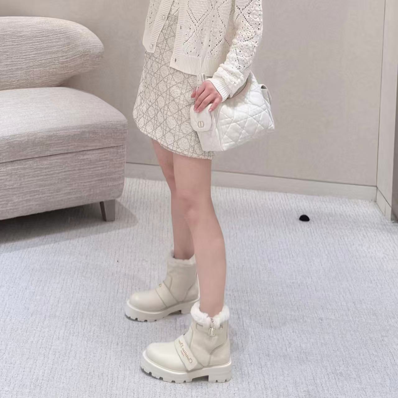 DIOR 高品質ウール レターアンクルブーツ【50%割引+送料無料】