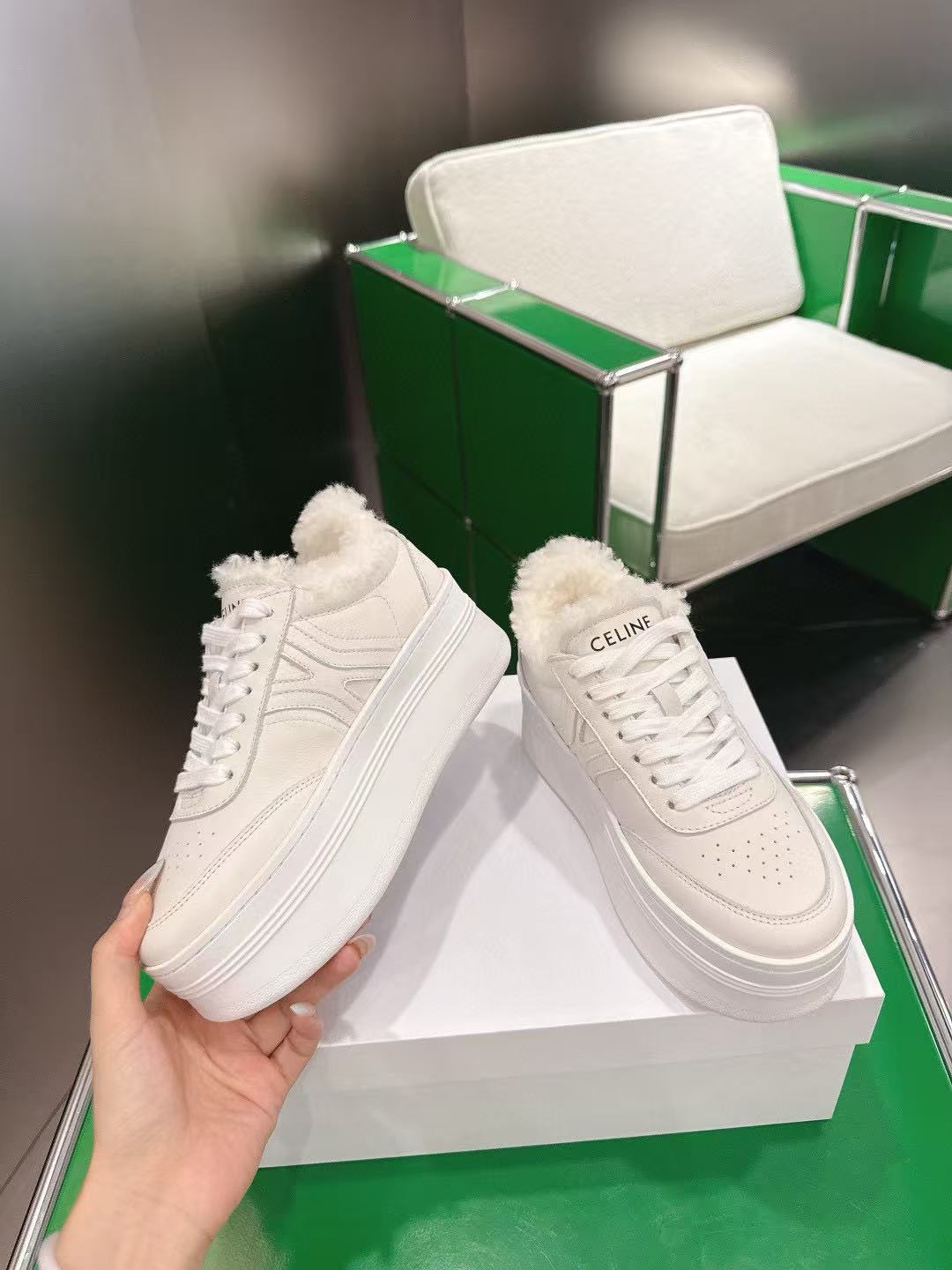 CEL1NE 高品質厚底スポーツシューズ【50％割引+送料無料】