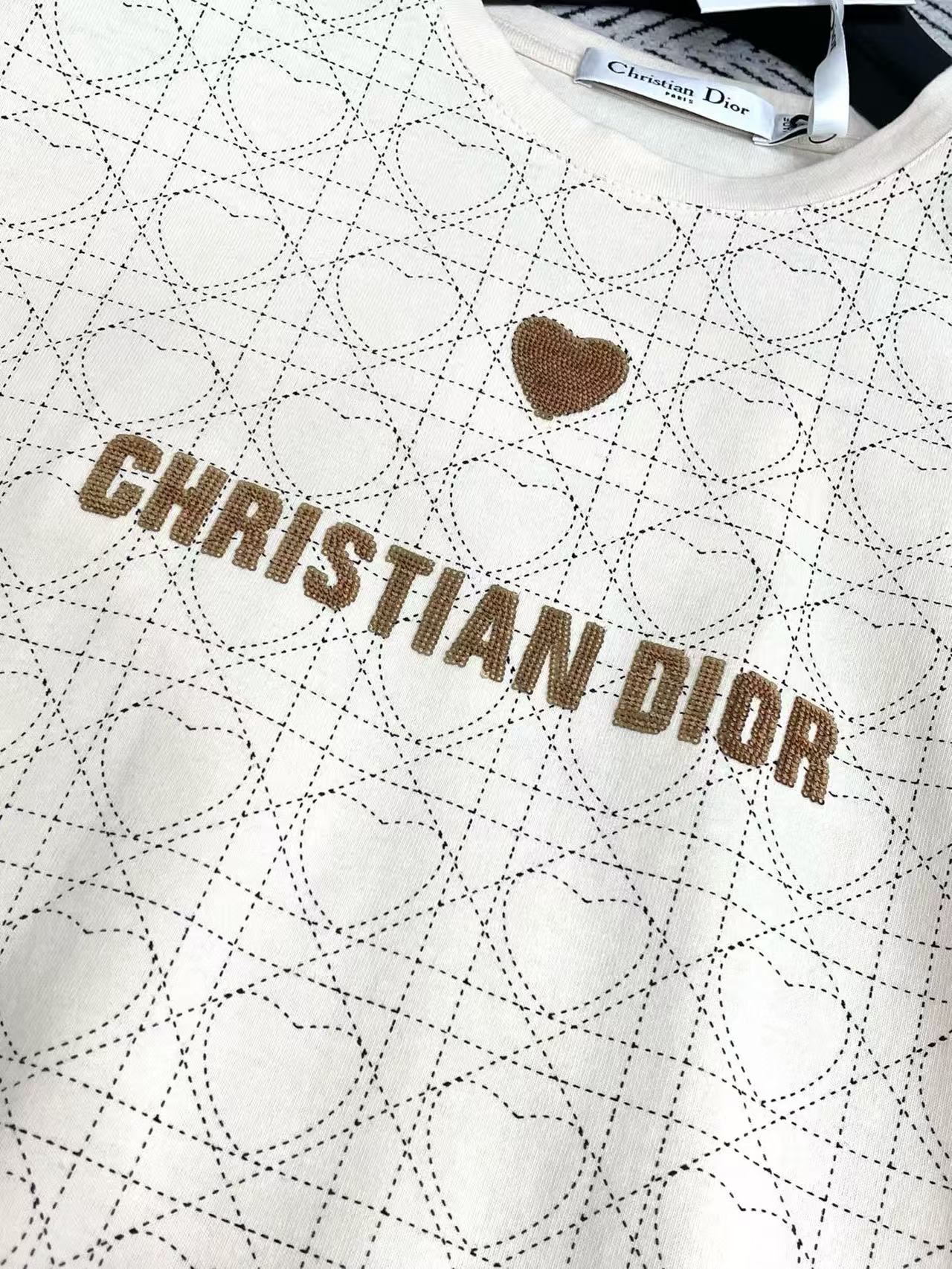 DIOR ハート刺繍レターTシャツ【50％割引+送料無料】
