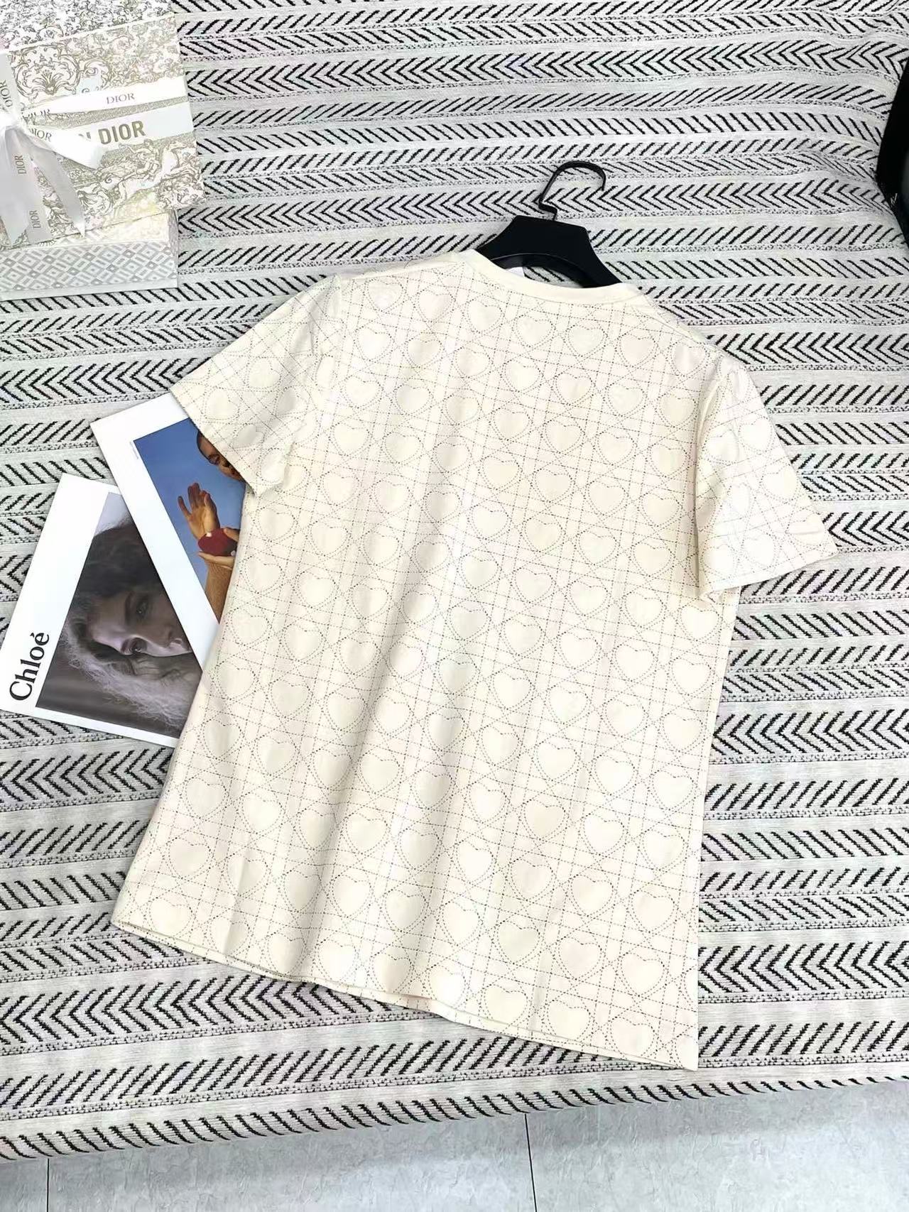 DIOR ハート刺繍レターTシャツ【50％割引+送料無料】