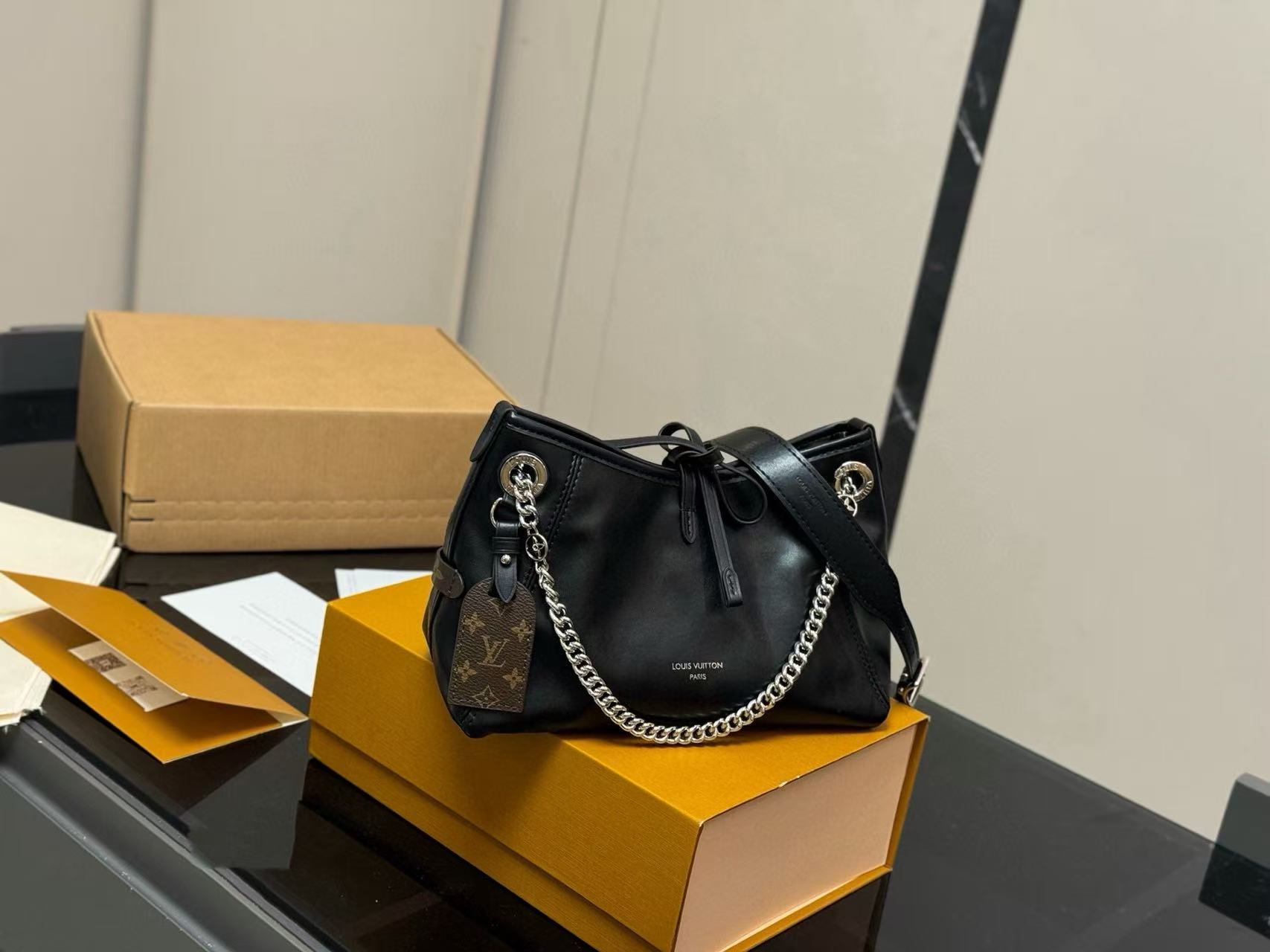 LVチェーンショルダー/クロスボディバッグ【50％割引+送料無料】