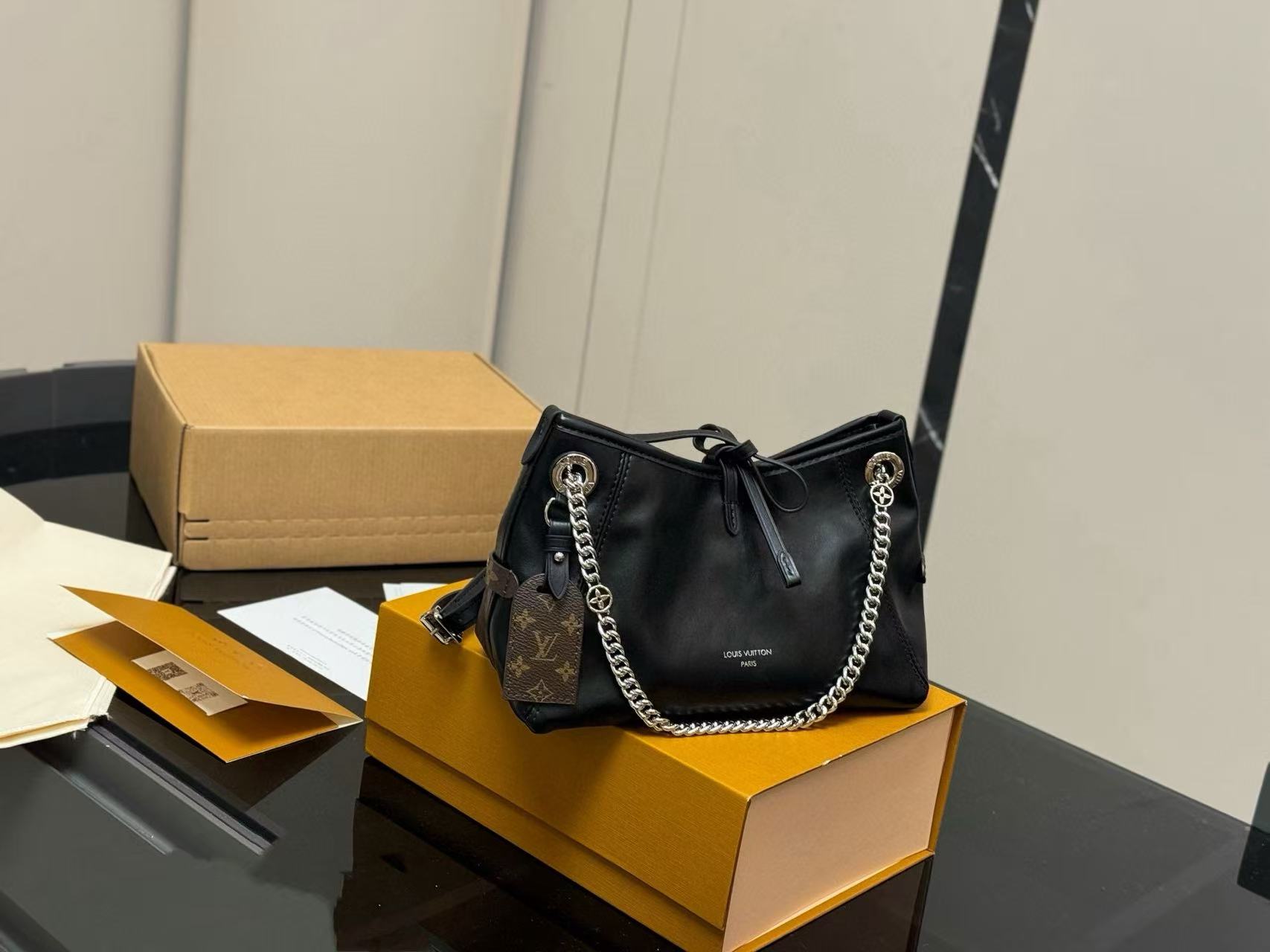 LVチェーンショルダー/クロスボディバッグ【50％割引+送料無料】