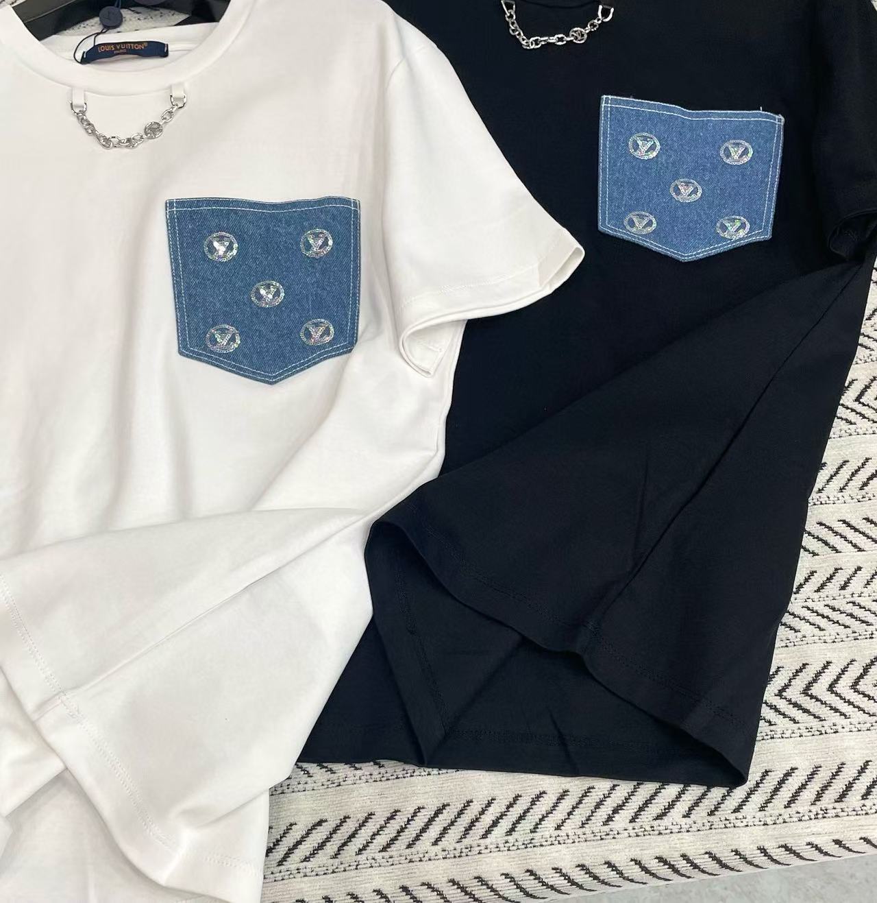 LVチェーンポケットTシャツ【50％割引+送料無料】