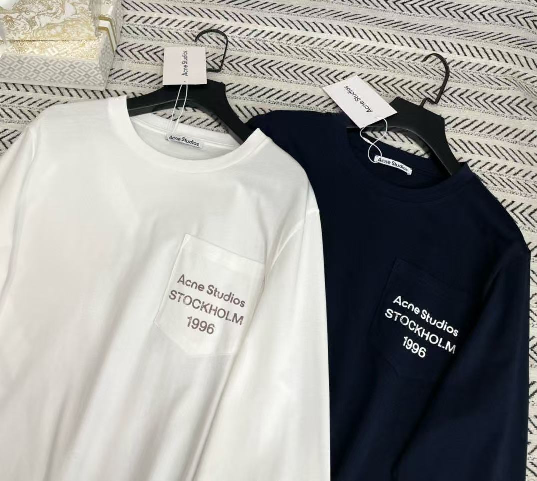Acne StudioポケットレターロングスリーブTシャツ【50%割引+送料無料】