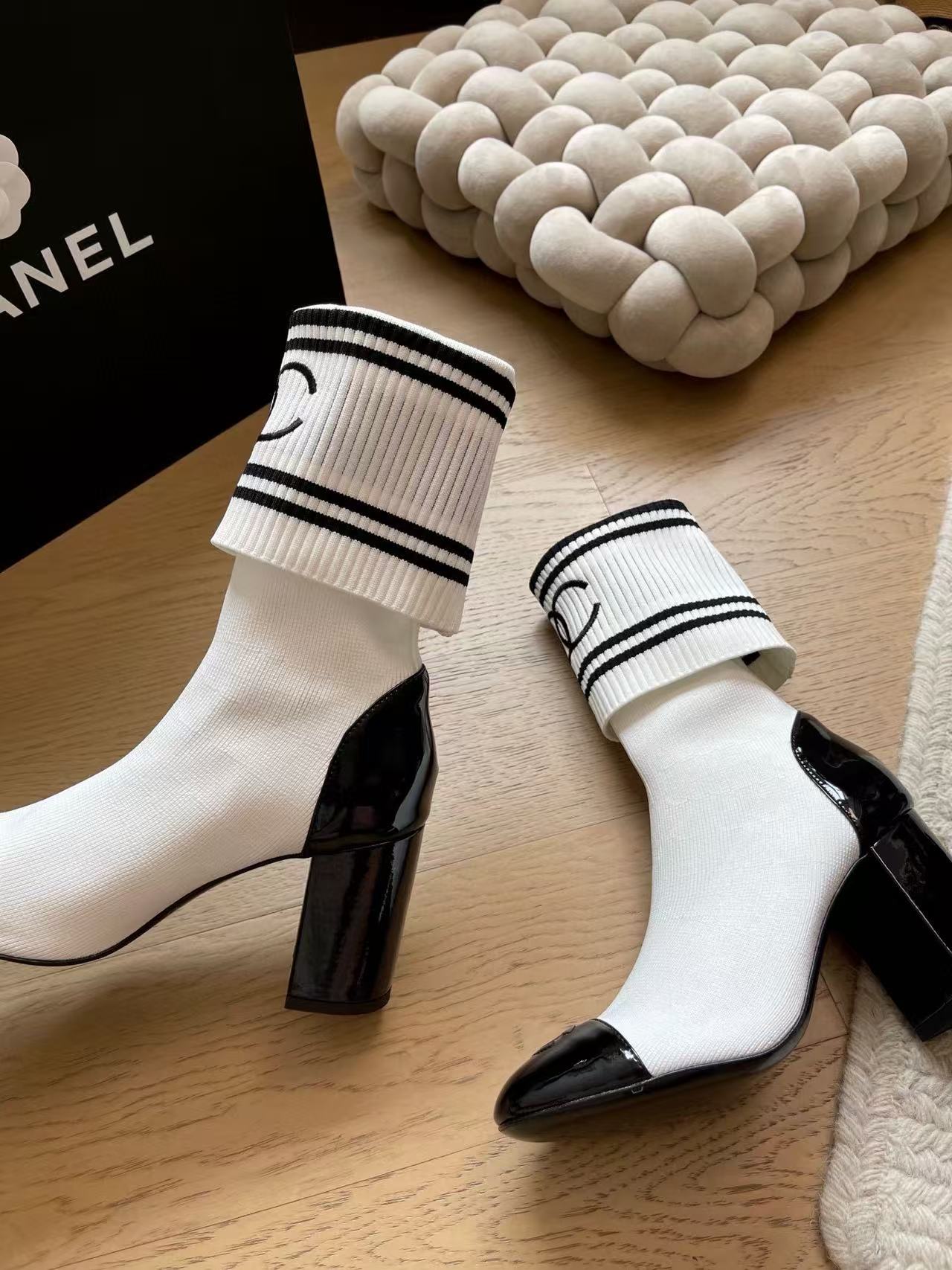 CHANE1 高品質弾性ストッキングとチャンキーヒールブーツ【50％割引+送料無料】