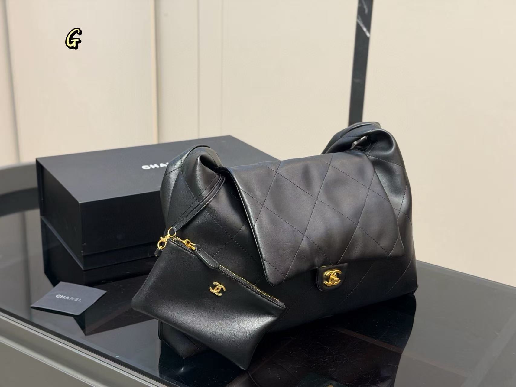 CHANE1クラシックなダブルCフラップレザーアンダーアームバッグ【50％割引+送料無料】