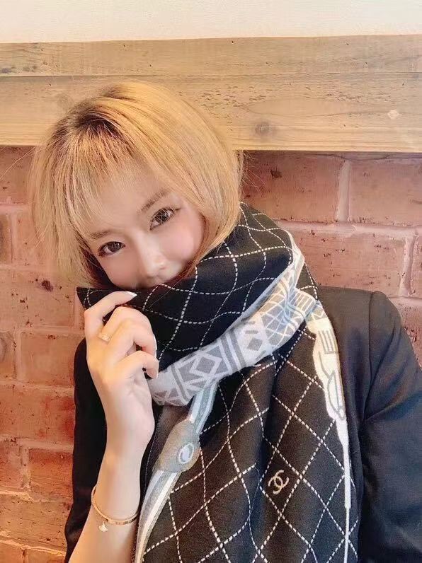 CHANE1 チェック柄カシミアスカーフ【50%割引+送料無料】