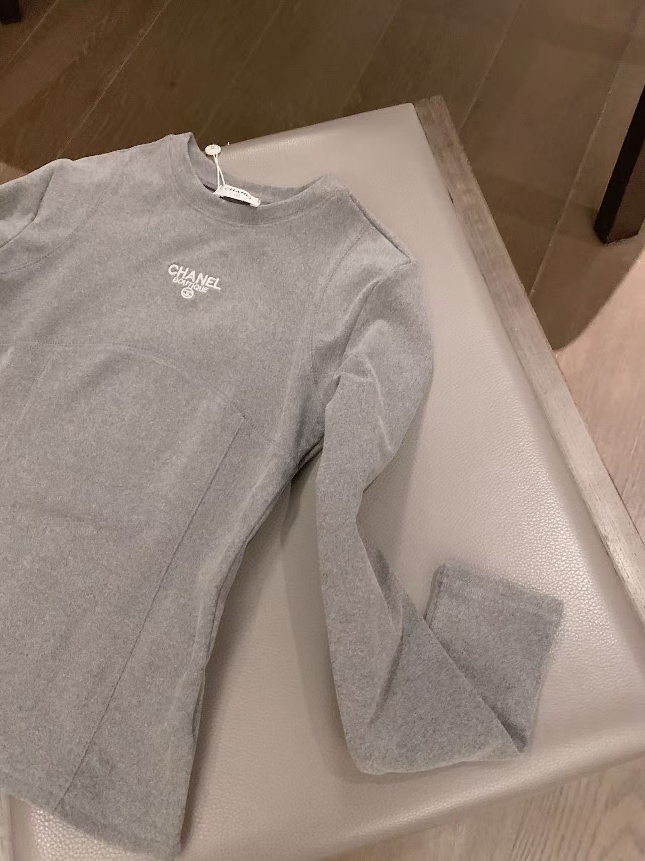 CHANE1 シンプルレター ロングスリーブTシャツ【50%割引+送料無料】