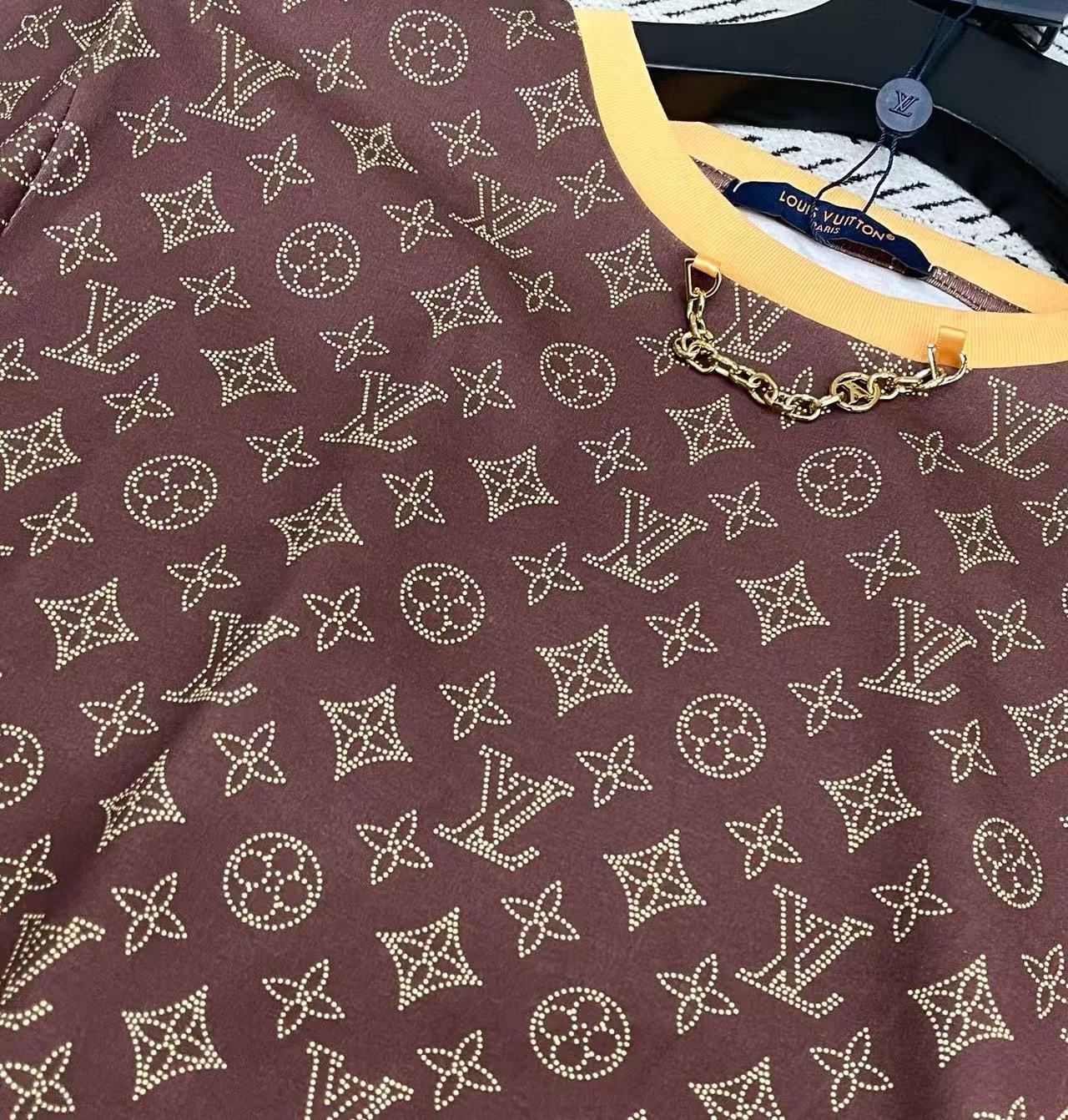 LVチェーンプリントTシャツ【50%割引+送料無料】