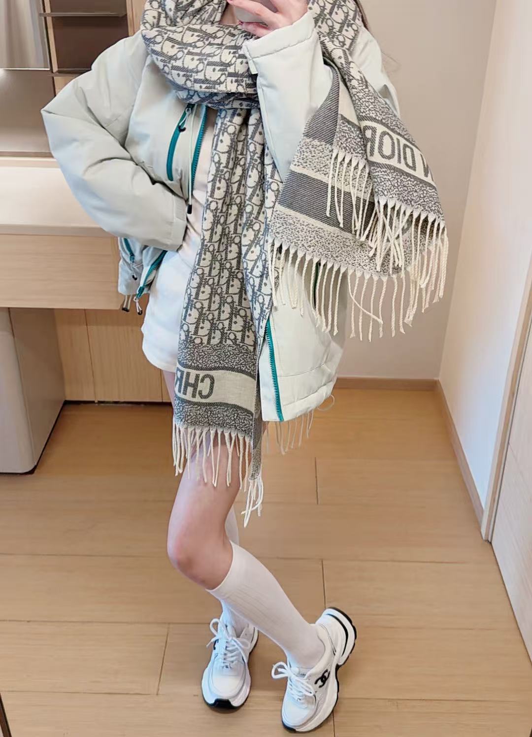 DIOR ジャカード カシミア タッセル スカーフ【50％割引+送料無料】