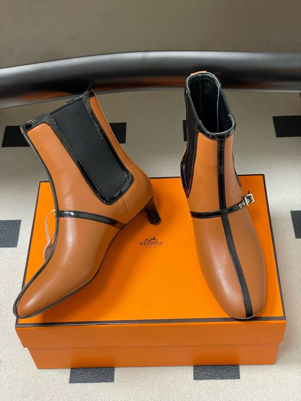 HERME5 高品質ローヒールのアンクルブーツ【50％割引+送料無料】