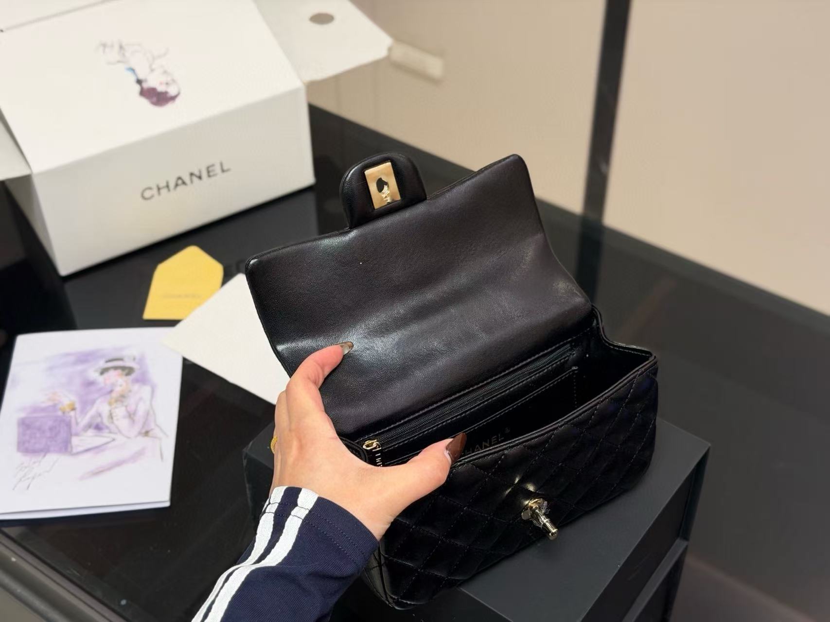 CHANE1 チェーンハンドバッグ【50％割引+送料無料】