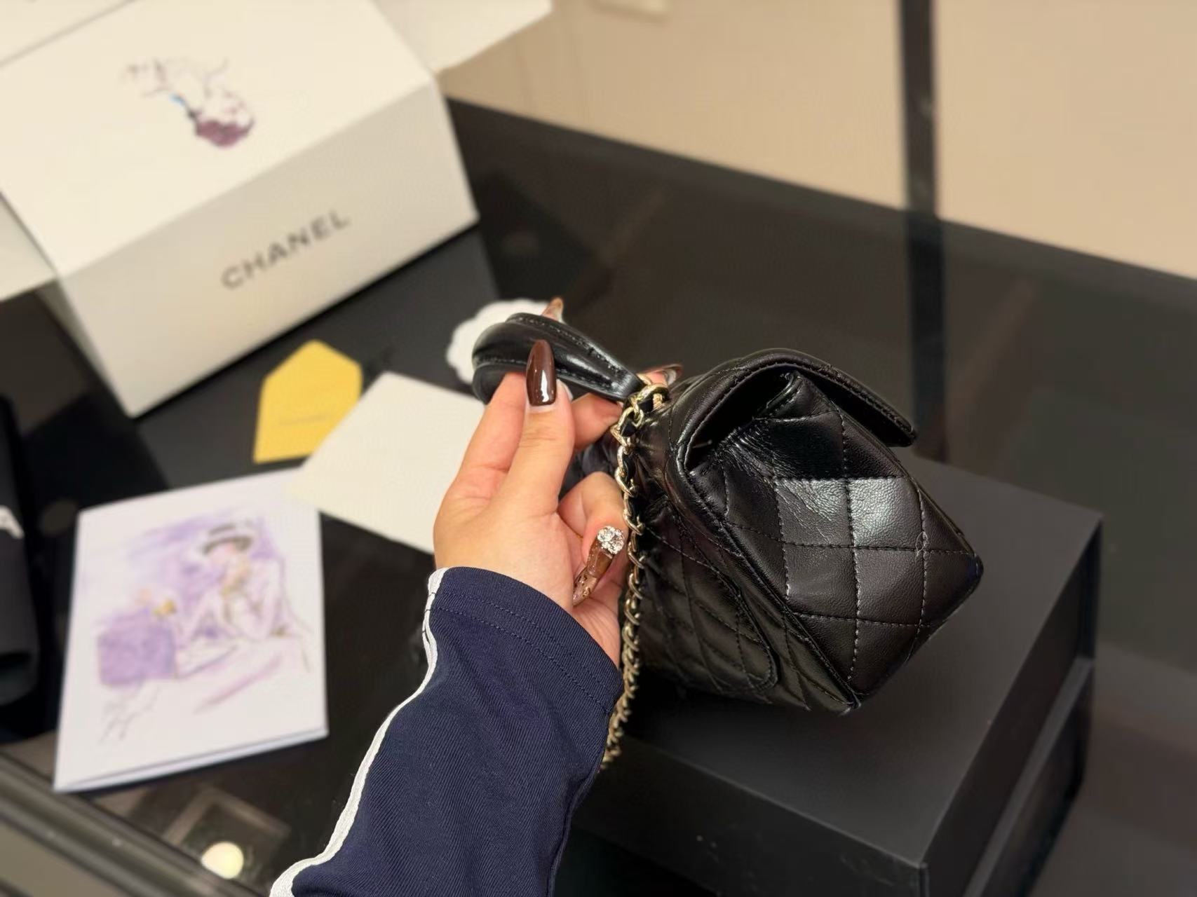 CHANE1 チェーンハンドバッグ【50％割引+送料無料】