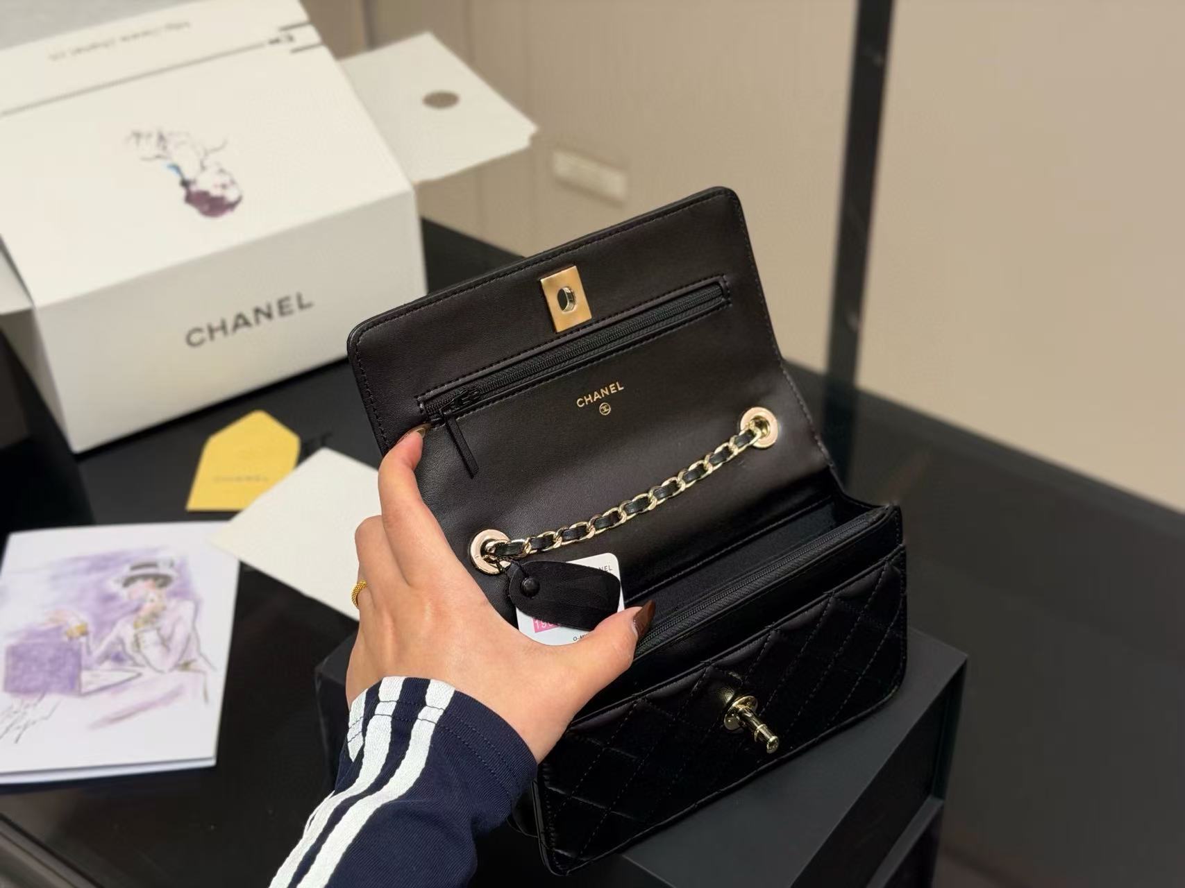 CHANE1 チェーンショルダー/クロスボディバッグ【50％割引+送料無料】