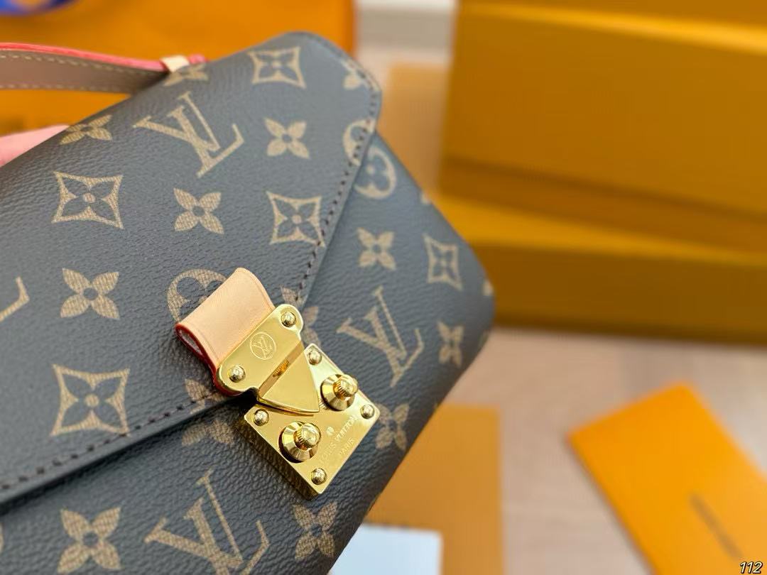 LVの高品質チェーンハンドバッグ【50％割引+送料無料】