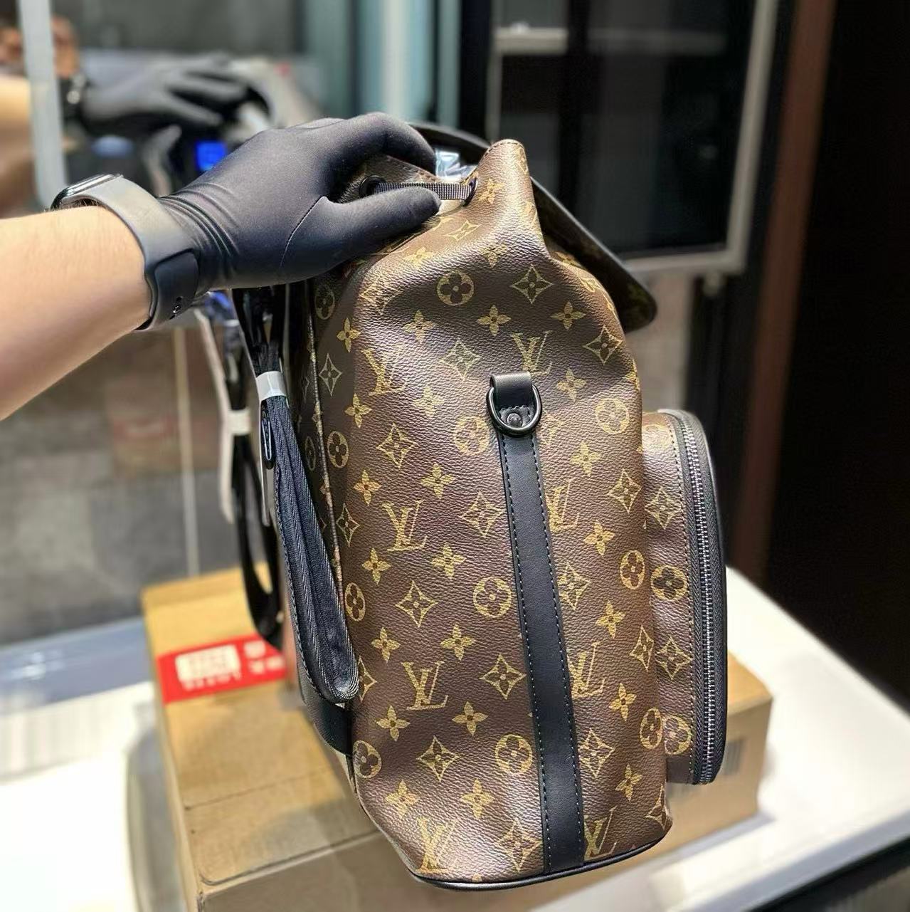 LV メンズ バックパック【50％割引+送料無料】