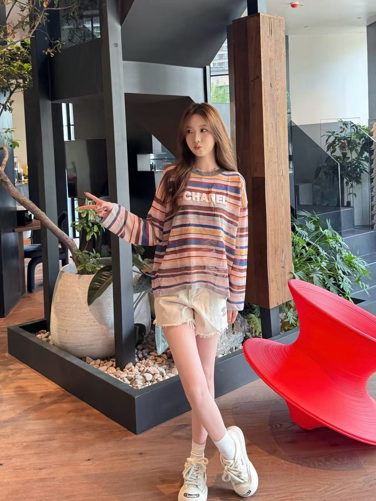 CHANE1 レインボーストライプ ロングスリーブTシャツ【50％割引+送料無料】