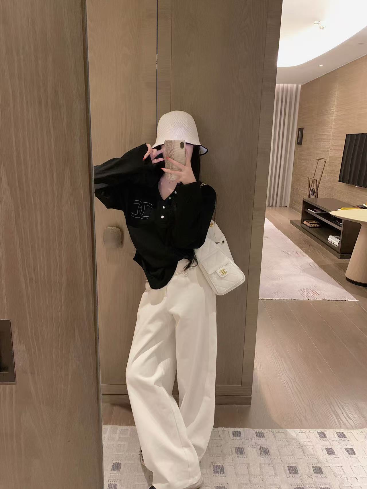 CHANE1 ダブルCポケット刺繍Tシャツ【50％割引+送料無料】