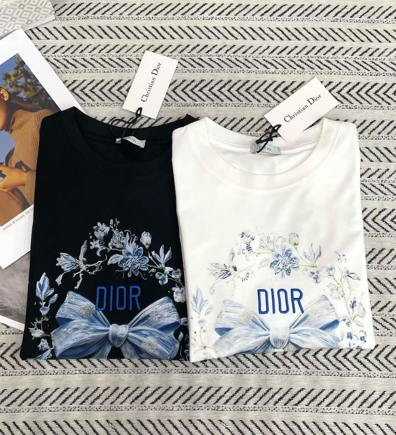 DIOR ボウエンブロイダリーレターTシャツ【50％割引+送料無料】