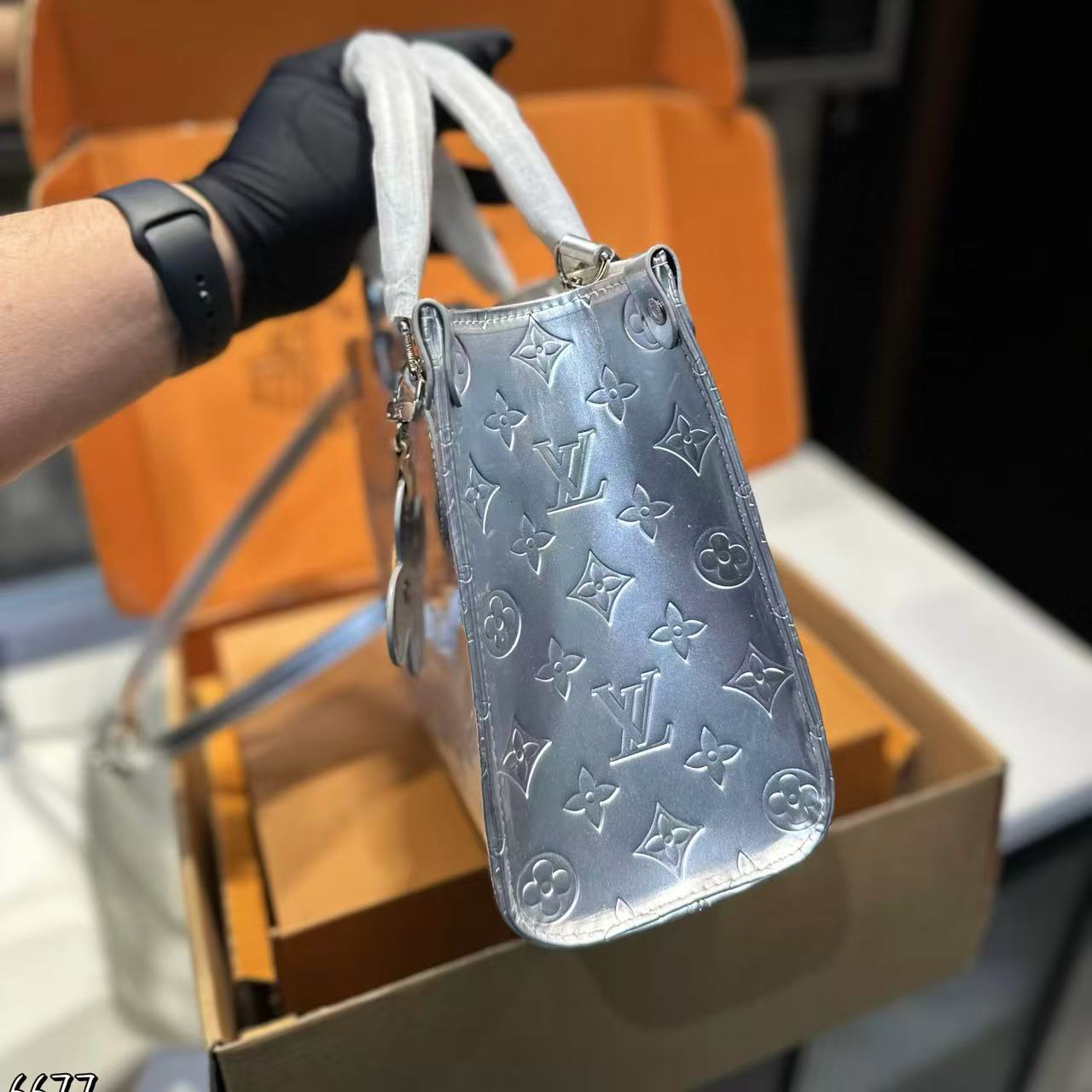 LVパテントレザーハンドバッグ【50％割引+送料無料】