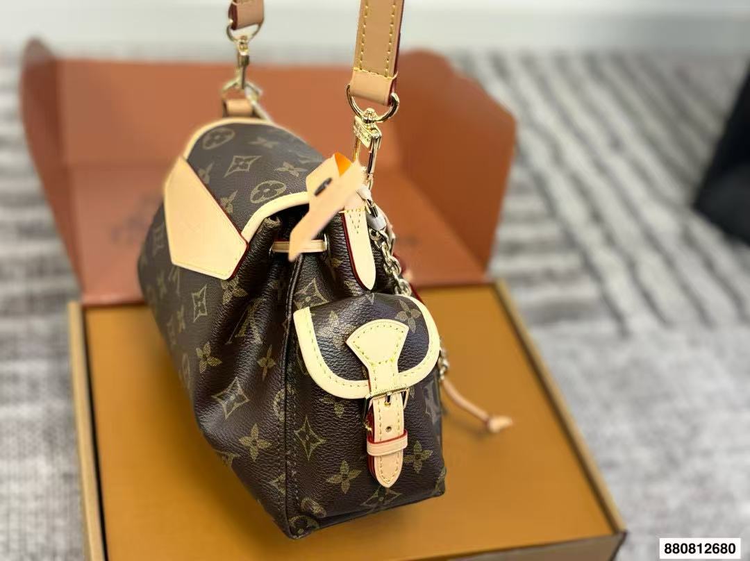 LVドローストリングプリントチェーンバッグ【50％割引+送料無料】