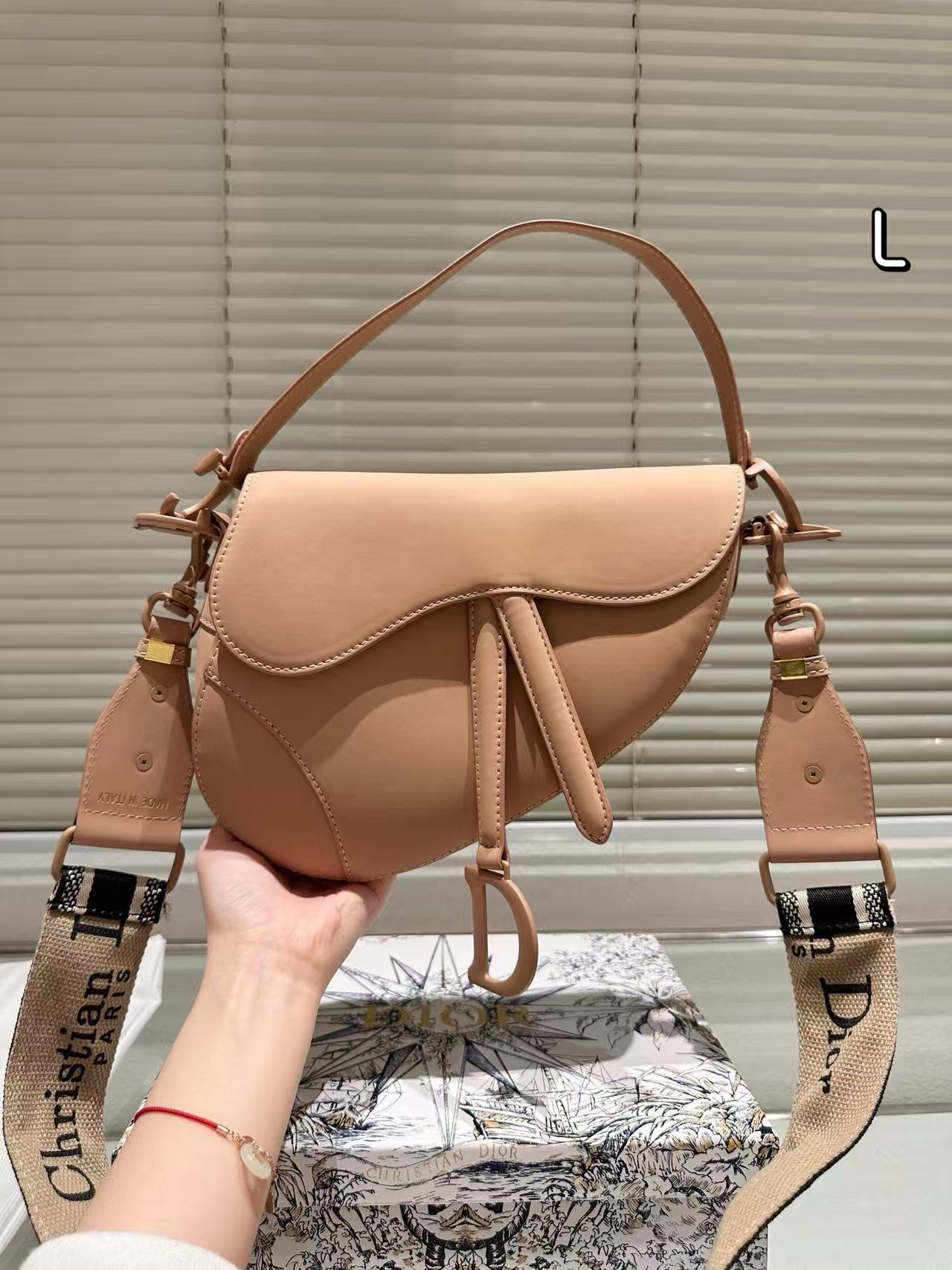 DI0R Saddleサドルバッグ【50％割引+送料無料】