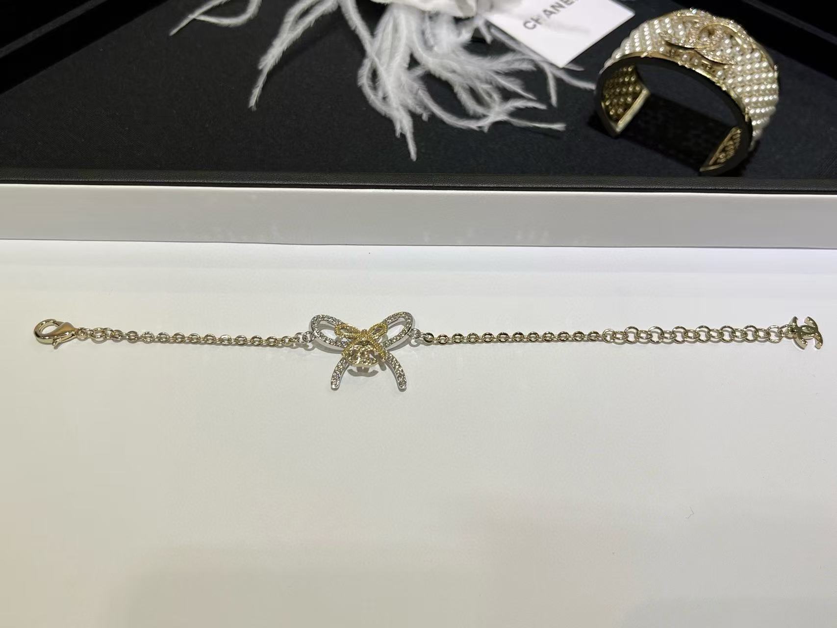 CHANE1 ボウ ダイヤモンド ブレスレット【50％割引+送料無料】