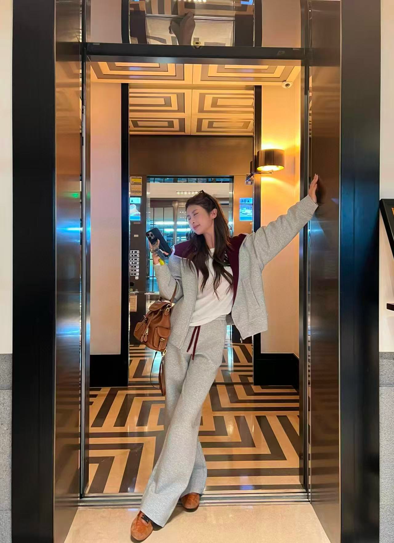 M1UM1U シンプルフードジャケット+パンツ【50％割引+送料無料】