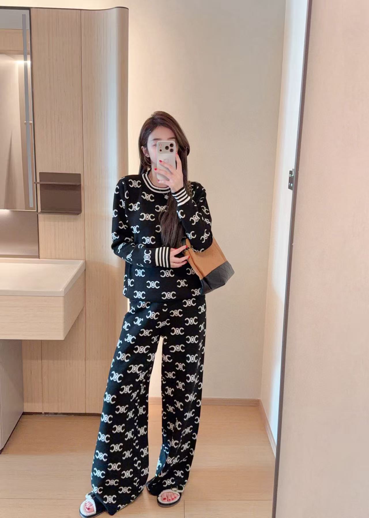 CEL1NE フルロゴウールセット【50％割引+送料無料】