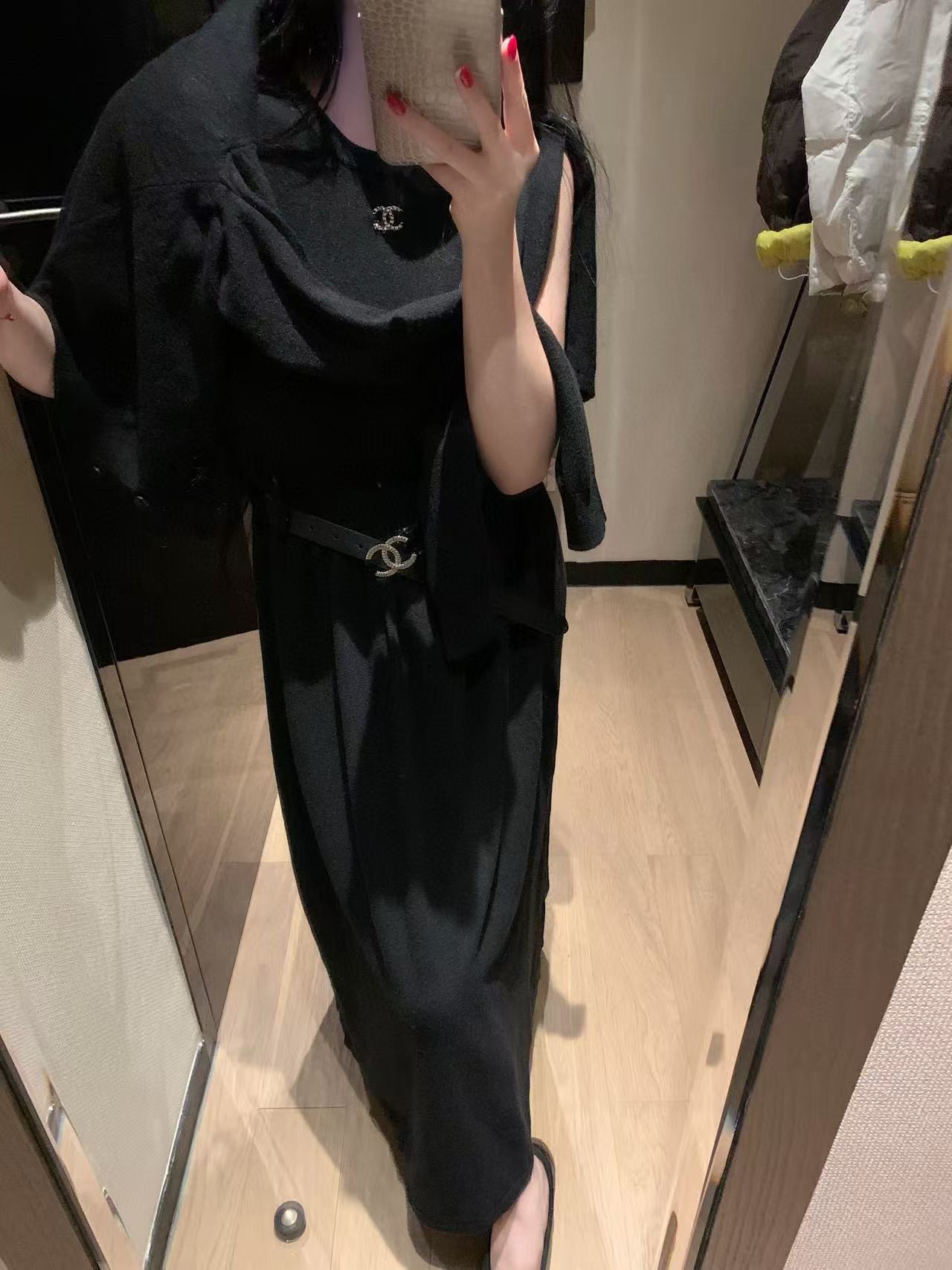 CHANE1 ダブルC ウールカーディガン＋ワンピース ツーピースセット【50％割引+送料無料】