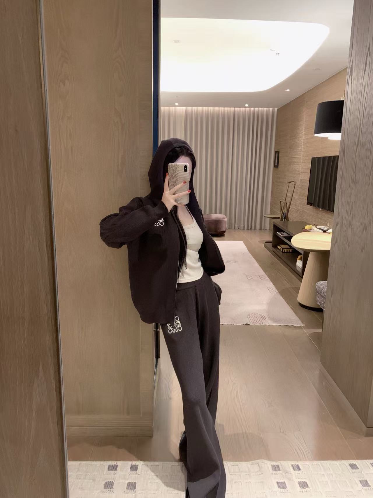 L0WEW 刺繍ロゴニットセット【50％割引+送料無料】