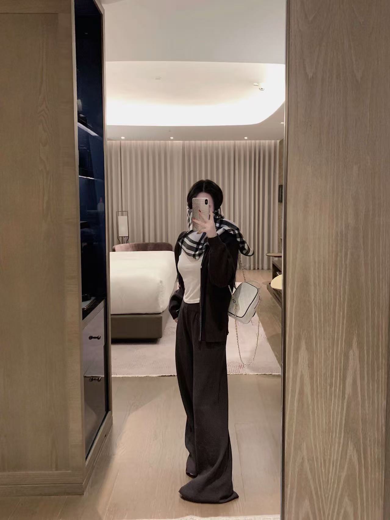 L0WEW 刺繍ロゴニットセット【50％割引+送料無料】